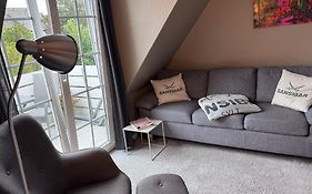 Maritim und individuell in Wenningstedt mit Balkon